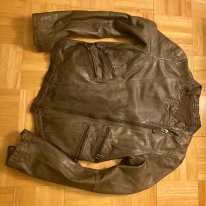 Gimo’s Brown Leather Jacket